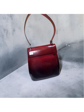 Salvatore Ferragamo Gancini Shoulder Bag Red Ombré Patent Leather Dust